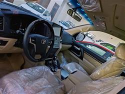 تۆیۆتا لاند کروزەر